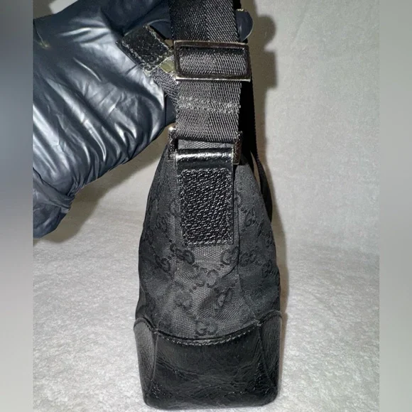 GUCCI GG Canvas/Leather Shoulder Bag Black. - Picture 5 of 15